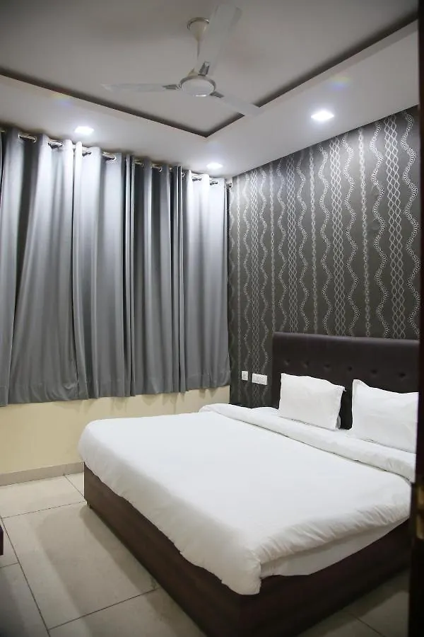 Hotel O Lavish Hotel Zirakpur