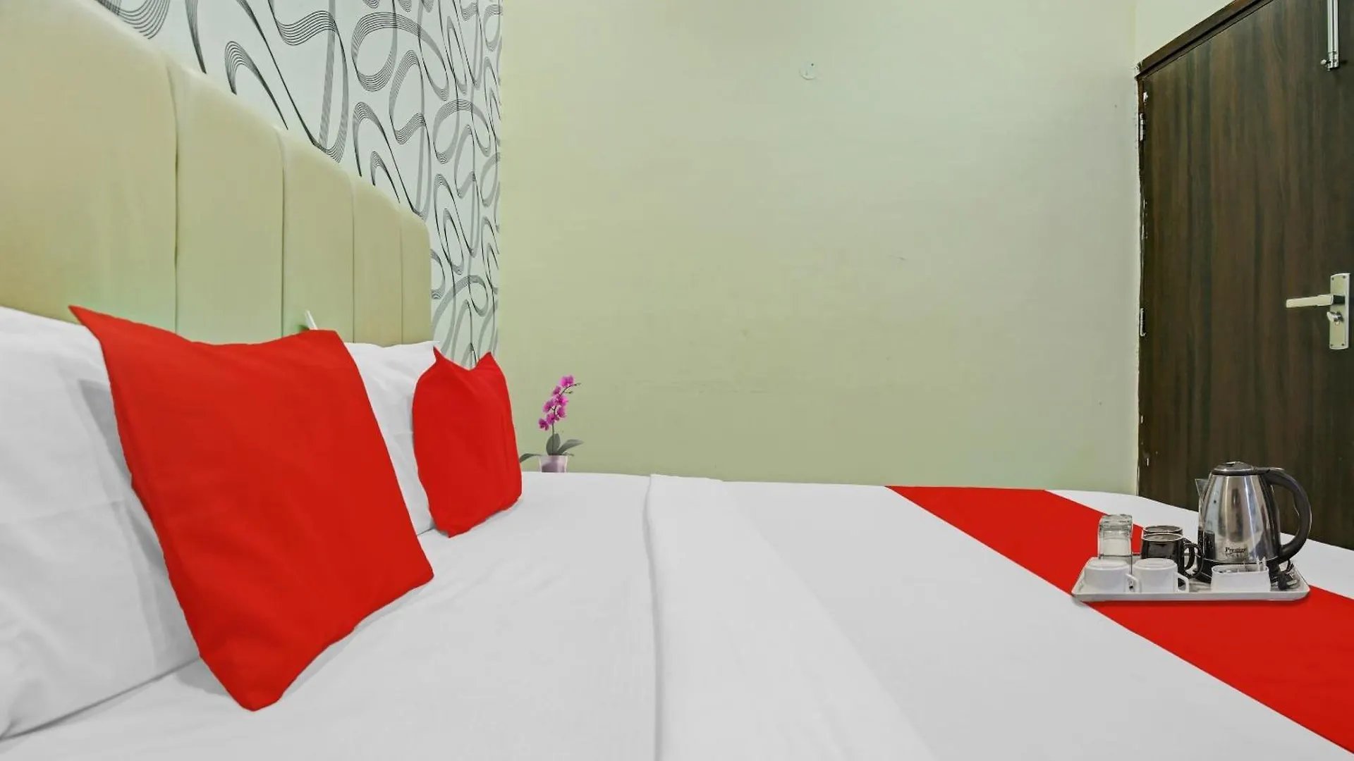 Hotel O Lavish Hotel Zirakpur 3*,