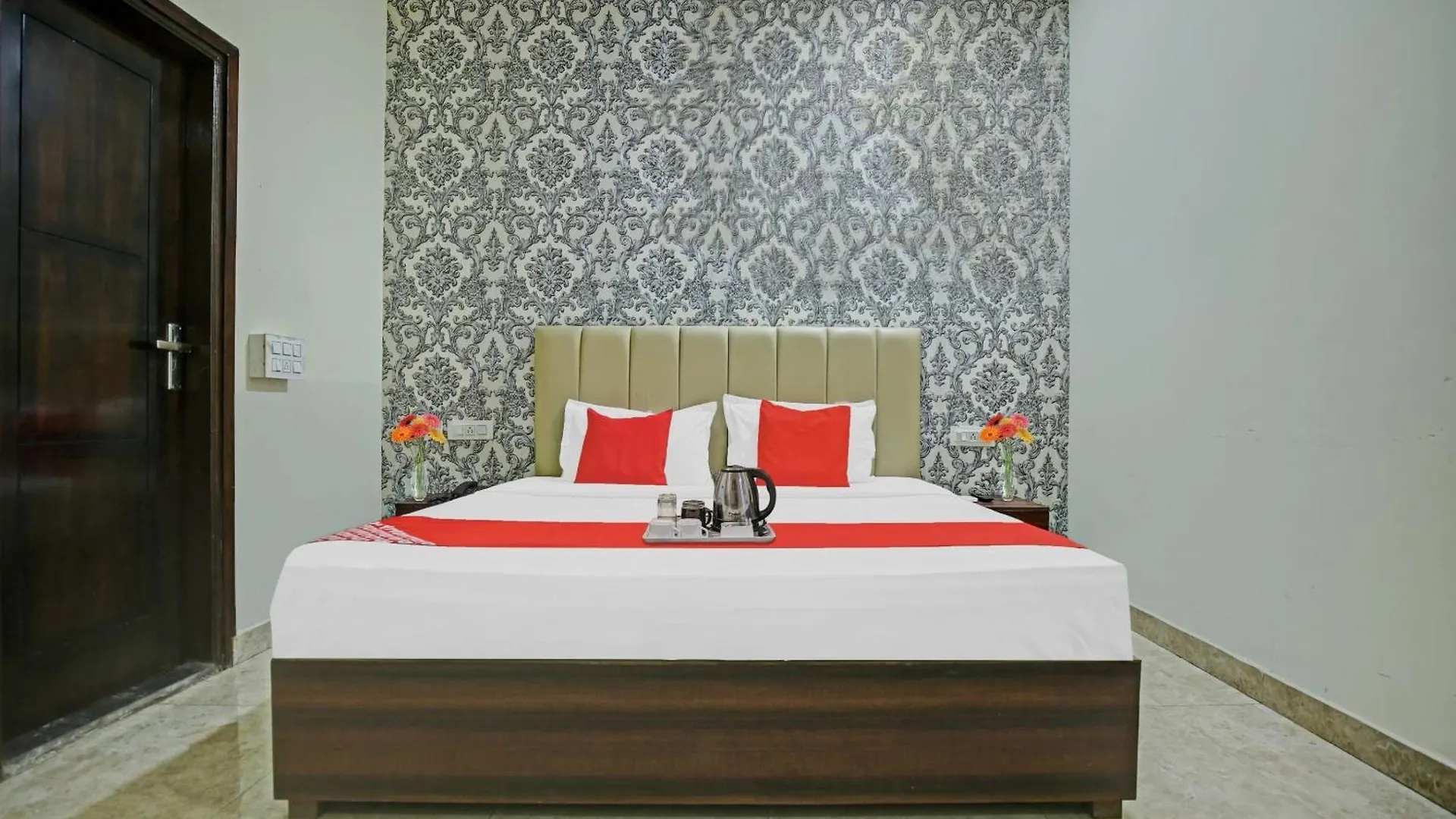 Hotel O Lavish Hotel Zirakpur 3*,